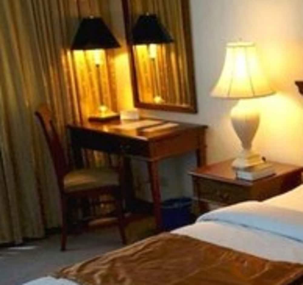 Tiara Oriental Hotel San Pedro Makati Eksteriør billede