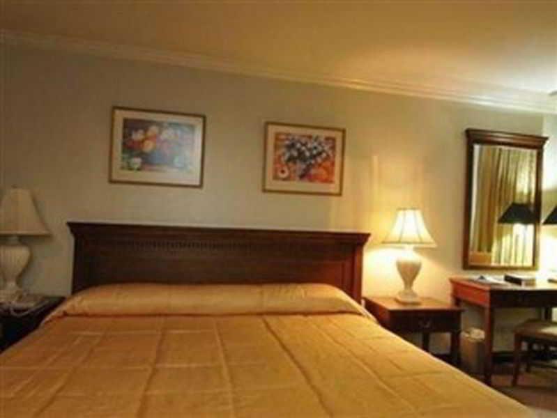 Tiara Oriental Hotel San Pedro Makati Eksteriør billede