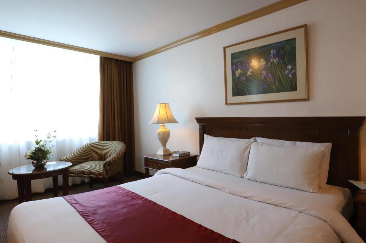 Tiara Oriental Hotel San Pedro Makati Eksteriør billede